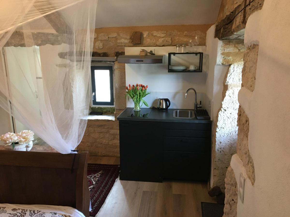 Les Gîtes Pérard Caylus Exterior foto