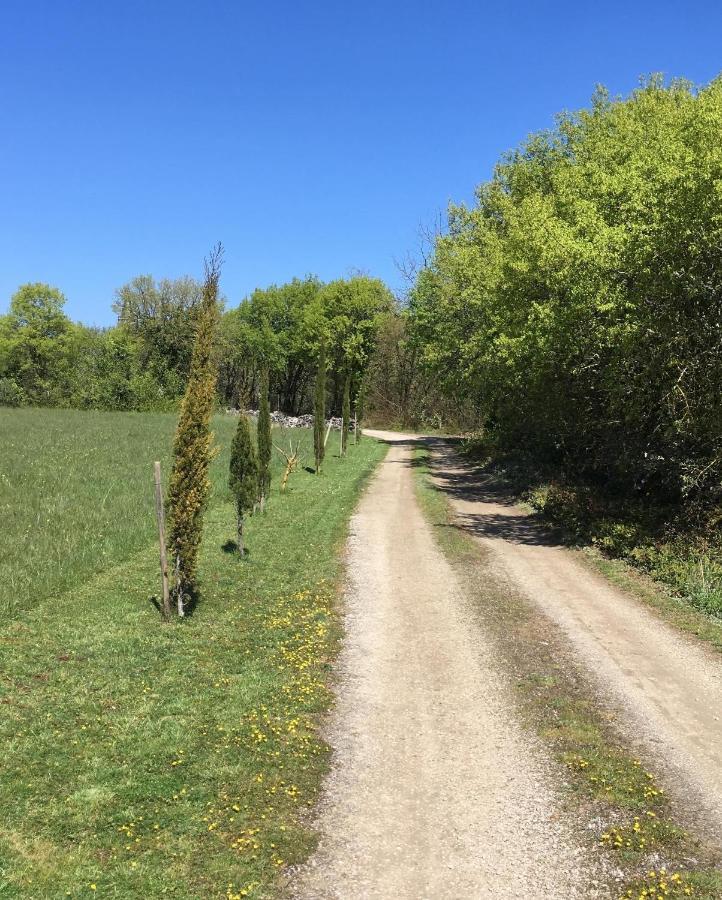 Les Gîtes Pérard Caylus Exterior foto