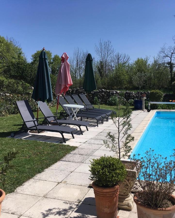 Les Gîtes Pérard Caylus Exterior foto