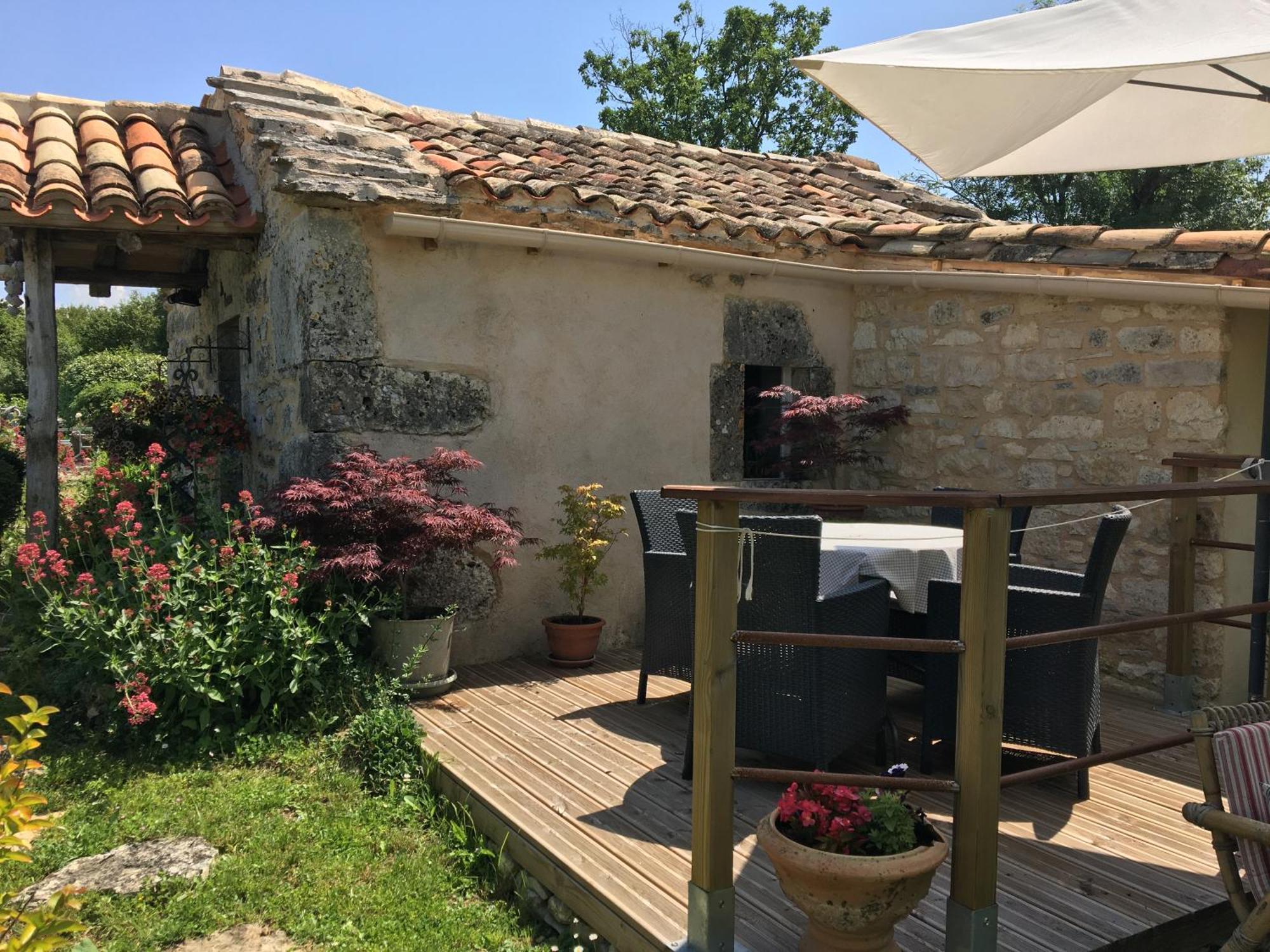 Les Gîtes Pérard Caylus Exterior foto