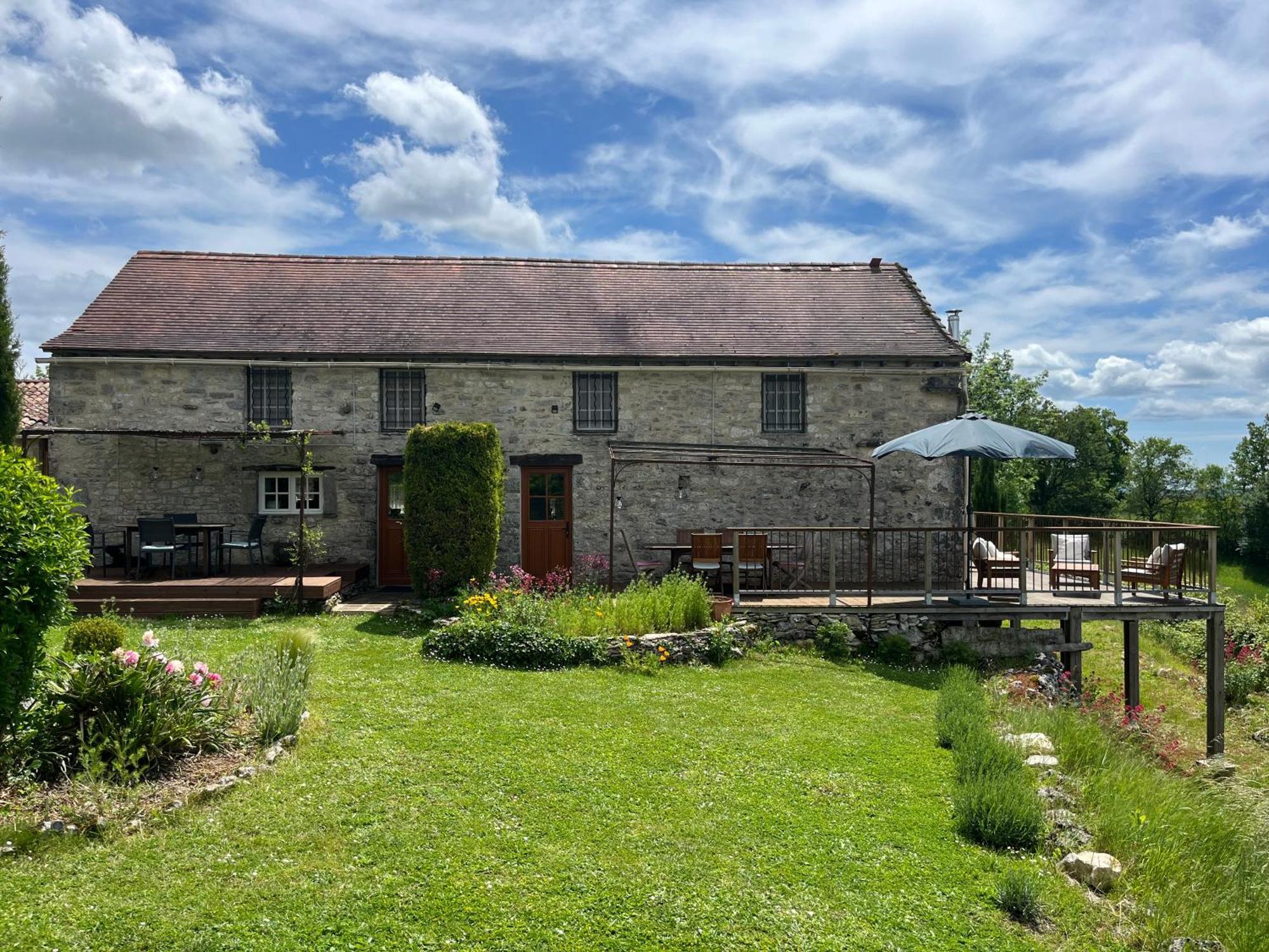 Les Gîtes Pérard Caylus Exterior foto