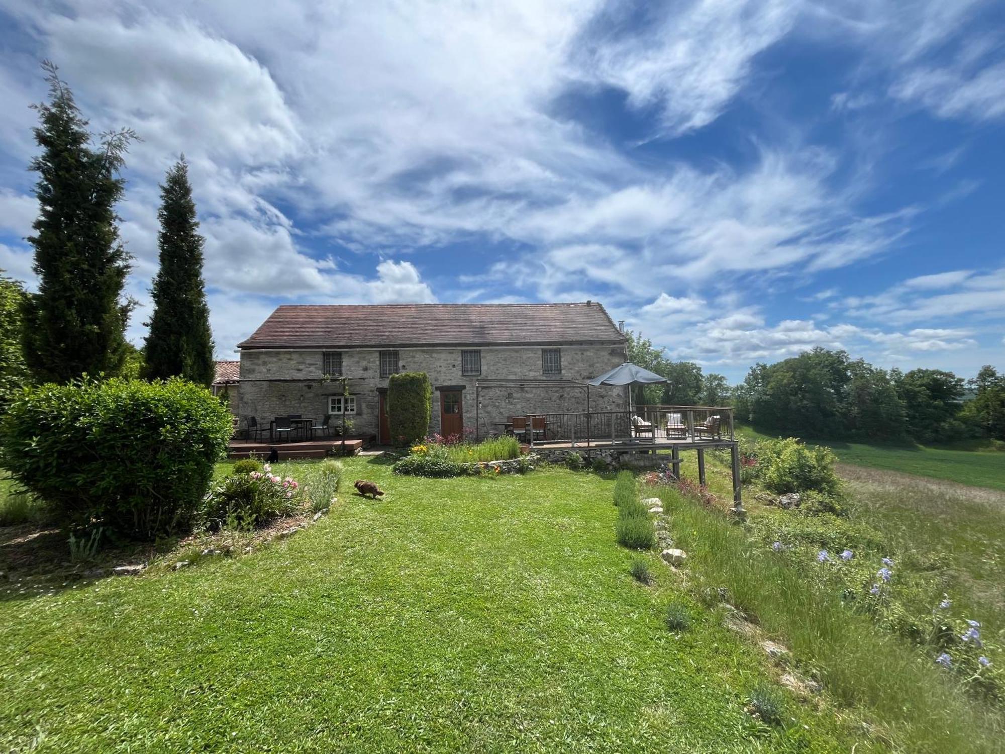 Les Gîtes Pérard Caylus Exterior foto