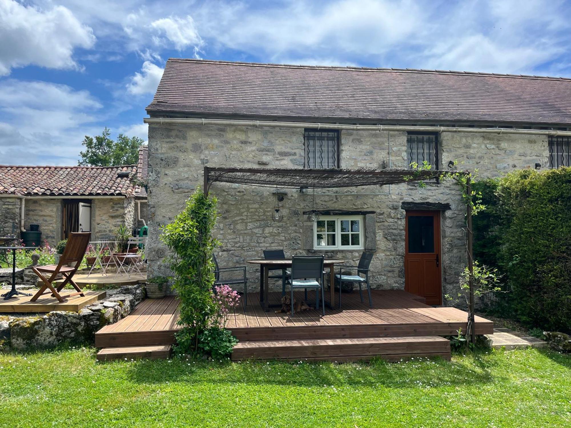 Les Gîtes Pérard Caylus Exterior foto